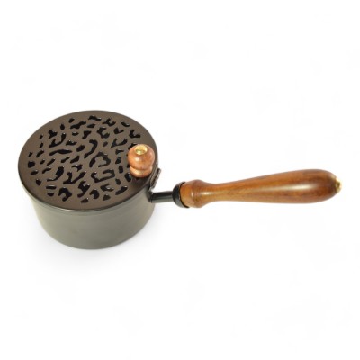 Quemador de Incienso: Elegancia y Funcionalidad con Mango de Madera